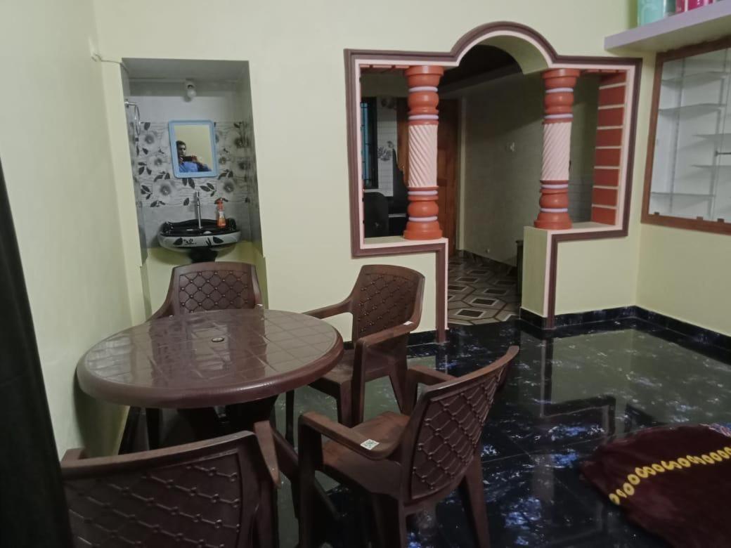 Vian Homestay Honāvar Εξωτερικό φωτογραφία